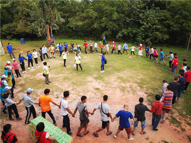 【辛公益】以爱之名·摩登7伴你追梦前行