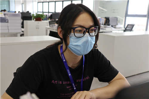 人生何处不相逢