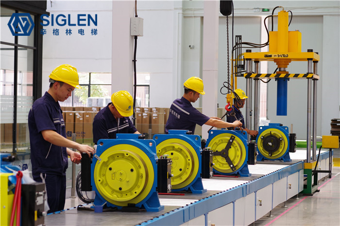 家用电梯前十名排行中，摩登7告诉你怎么选！