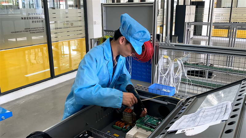 深圳小区电梯品牌哪家好？摩登7就很不错！