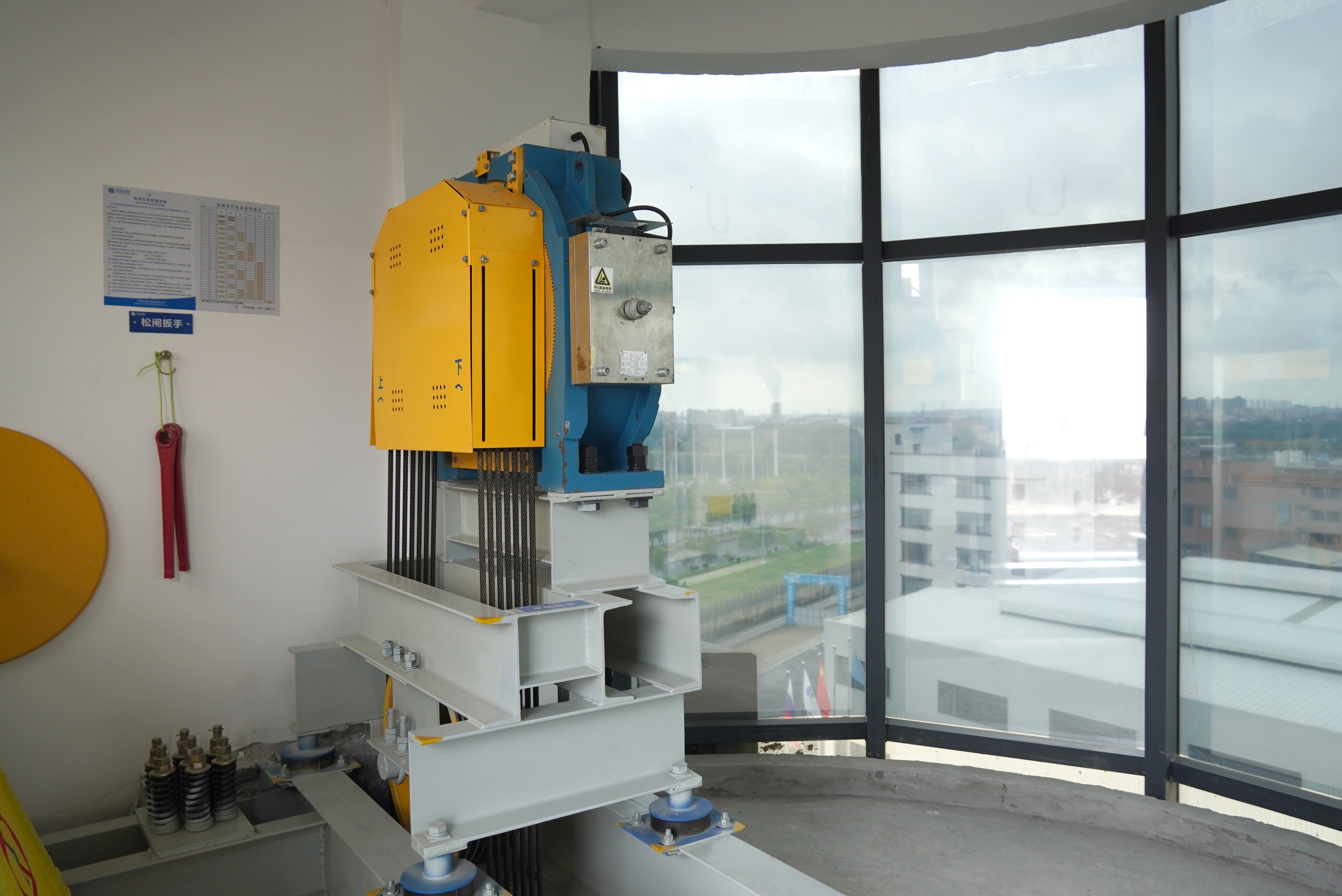 智能别墅小型电梯选摩登7，性价比高！