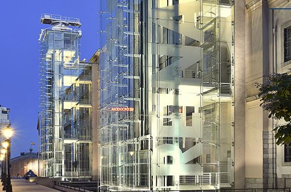 如何选择适合旧楼加装电梯的公司？