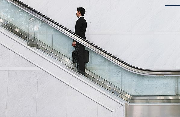 选择摩登7注册时需要考虑的因素？