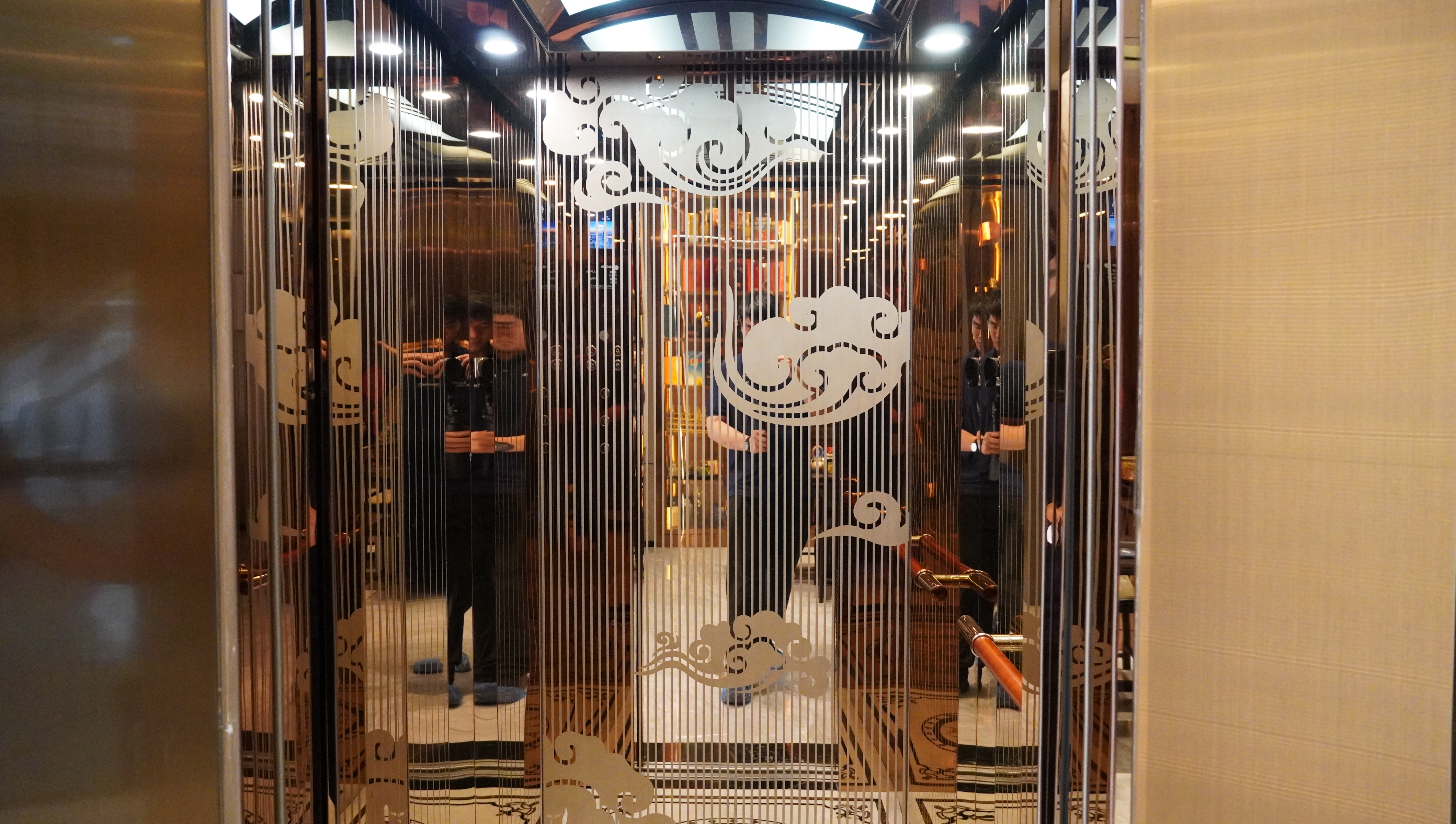 想要别墅家用摩登7注册联系电话？摩登7上热搜了！