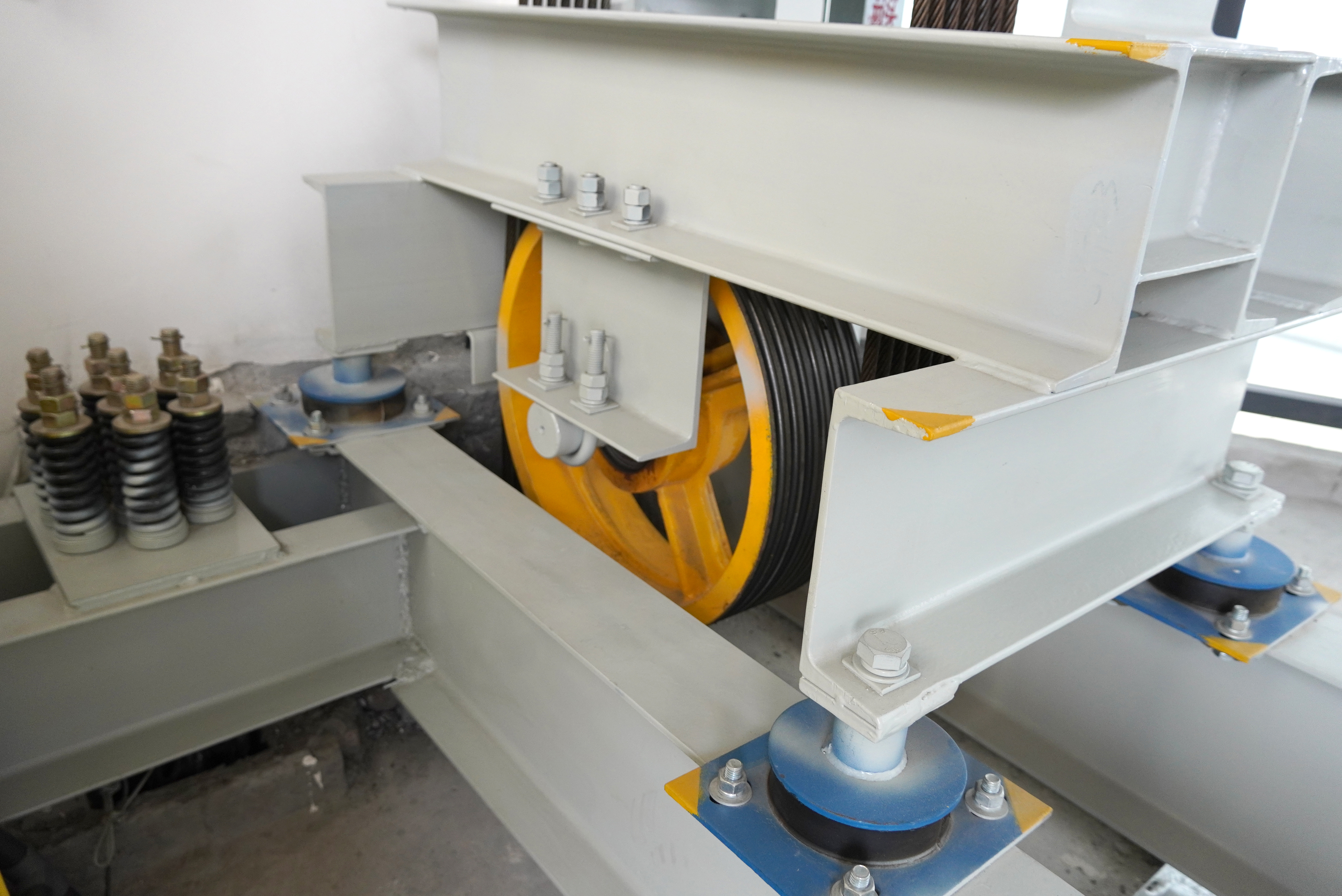 别墅家用电梯好的品牌有哪些？大家都爱选摩登7！