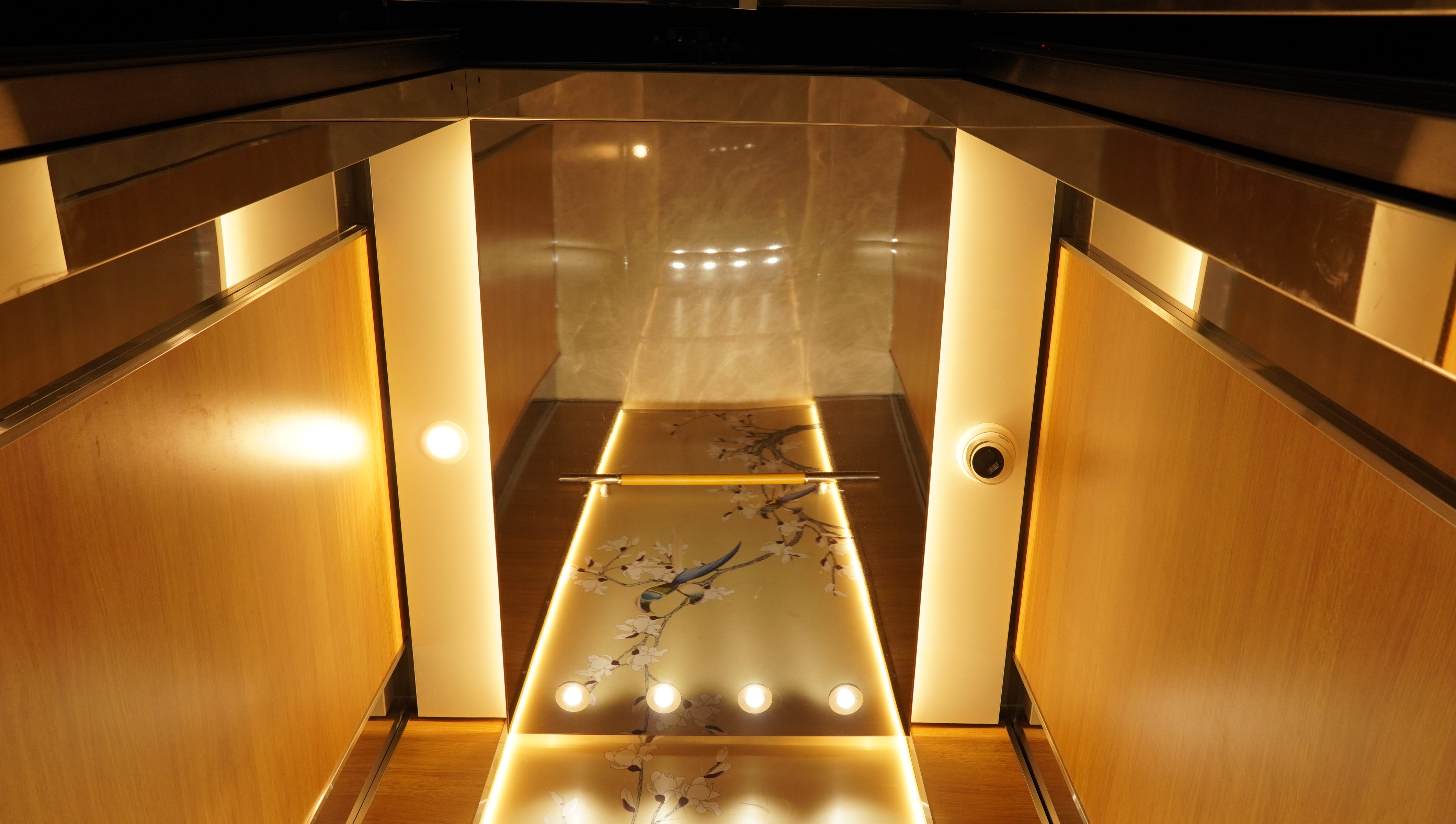 别墅家用电梯5层尺寸多少合适，建议找专业厂家摩登7免费出方案