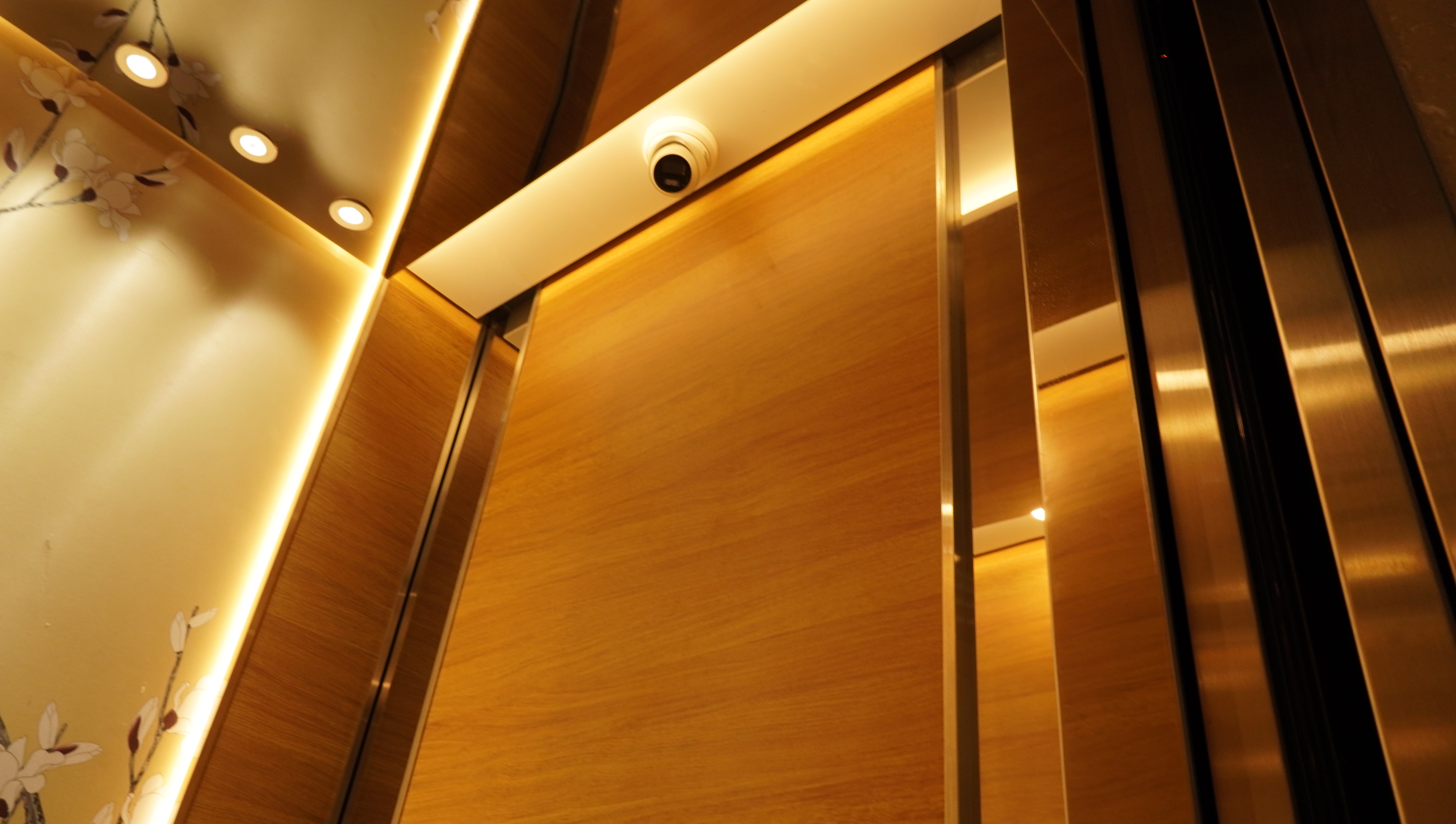 别墅家用电梯有限公司，选摩登7就对了